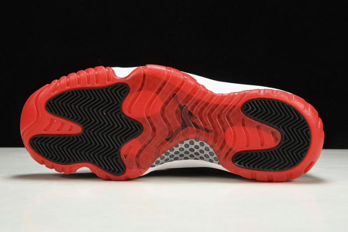 air jordan 11 retro low "bred" black/ red mens 528895-012