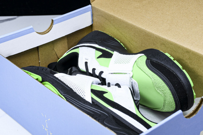 Nike Zoom Field Jaxx SP Travis Scott HQ3061-104