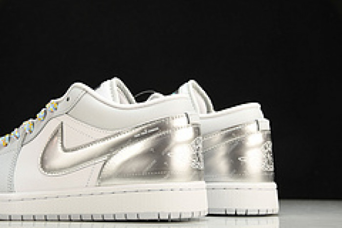 jordan 1 low se tear away silver dx6070-101