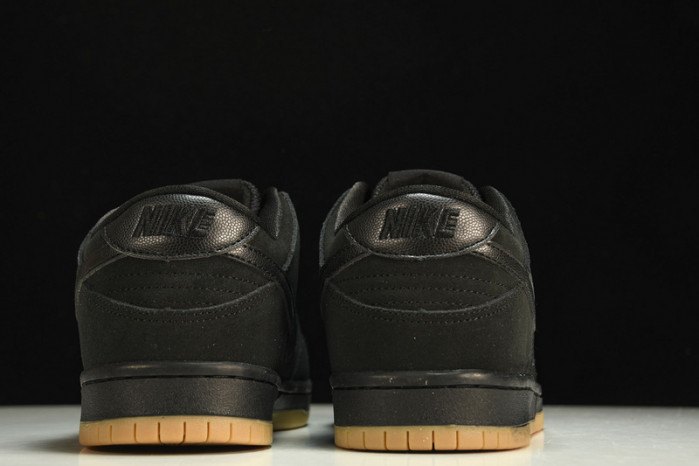 nike sb dunk low iw black gum 819674-002