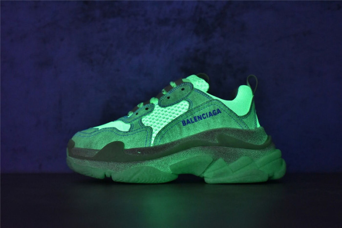 bl triple s trainers sneakers bts-09