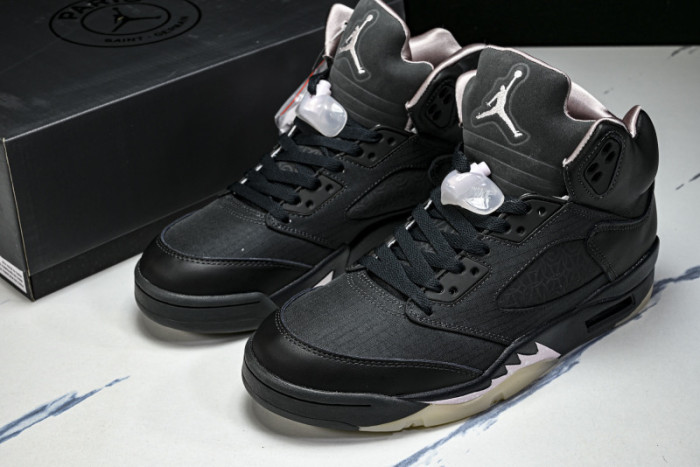 PSG x Air Jordan 5 “Off Noir” HQ3004-001