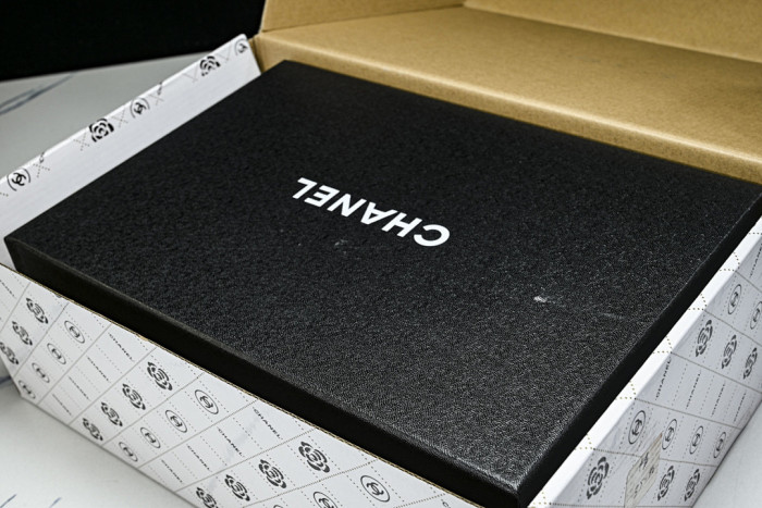 CN LOW TOP TRAINER CC SNEAKERS 21010932