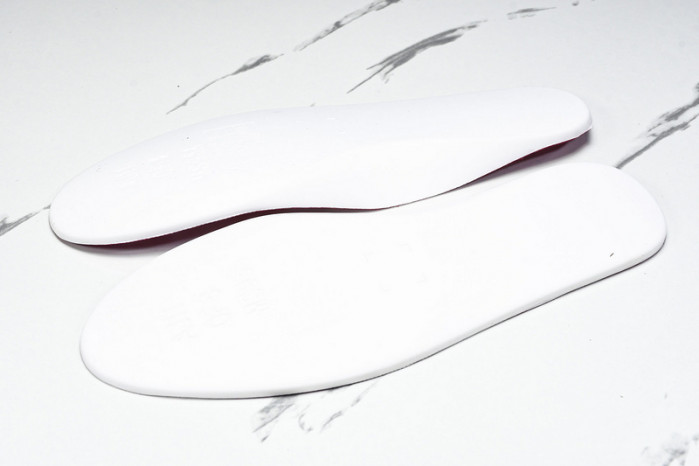 Air Jordan 11 “Bred Velvet” DB5457-061