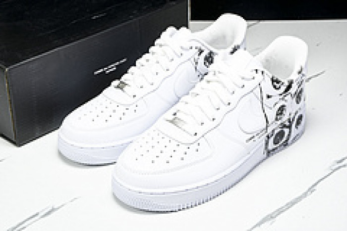 Nike Air Force 1 Low Supreme Comme des Garcons Shirt 923044-100