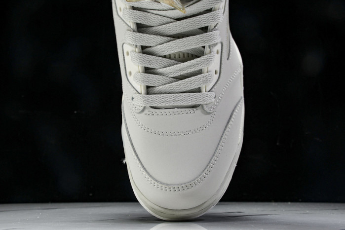 Air Jordan 5 Retro "Light Orewood Brown" HF3183-001