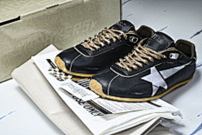 GGDB SNEAKERS 120250