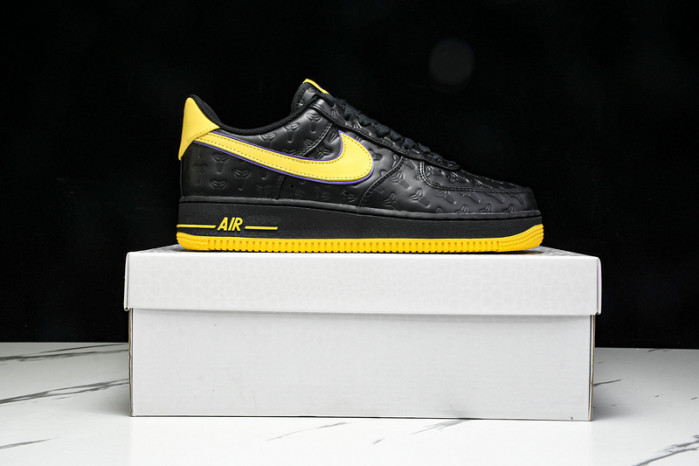Kobe Bryant x Nike Air Force 1 Low HV5122-001