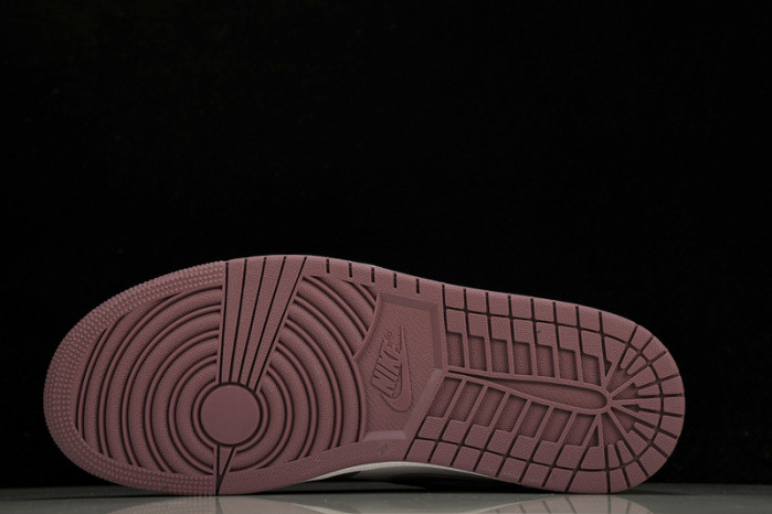 jordan 1 high og “mauve” dz5485-105