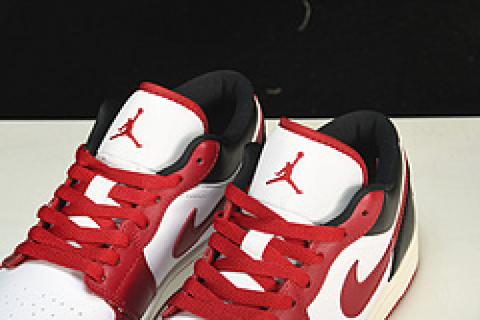 jordan 1 retro low reverse black toe dc0774-160