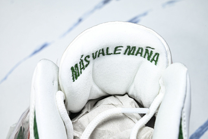 Air Jordan 3 “El Vuelo” IO1752-100