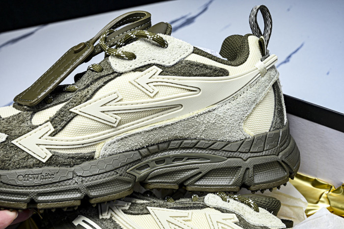 OF BE RIGHT BACK SNEAKERS OB32