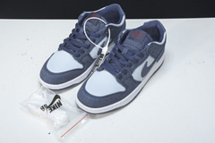 nike sb dunk low binary blue 854866-444