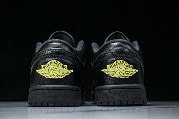 Jordan 1 Low Black Elephant Print IM6568-010