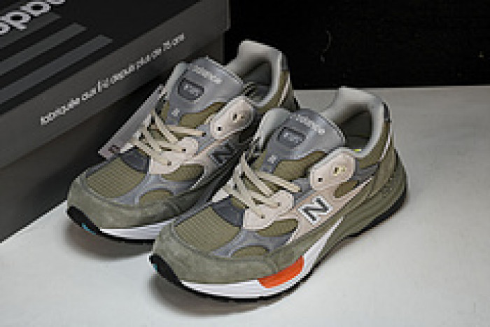 wtaps x new balance 992“olive drab“ m992wt