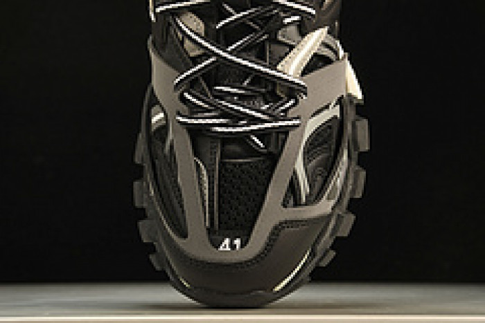 bl tess s. gomma trek low sneakers