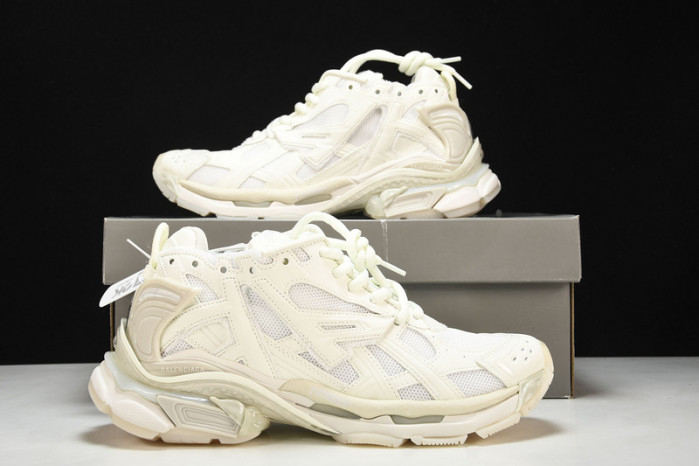 bl drive sneaker bl-18