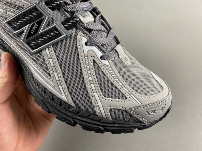 New Balance 1906R M1906RLG