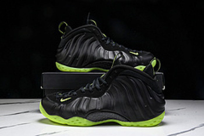 Nike Air Foamposite One Black Volt (CAN GLOW ) HF2902-001