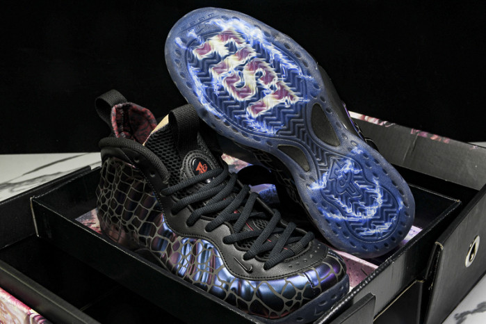 TEKKEN 8 x Nike Air Foamposite One “Kazuya Mishima” FQ9050-400