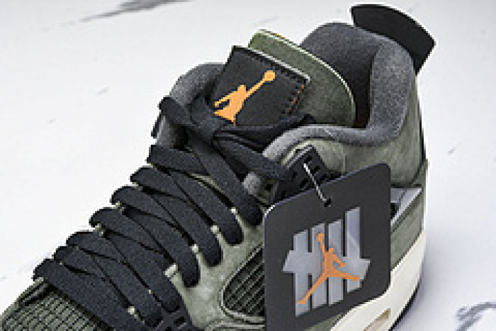 （2025）UNDEFEATED x Air Jordan 4 OG IB1519-200