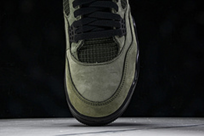 （2025）UNDEFEATED x Air Jordan 4 OG IB1519-200