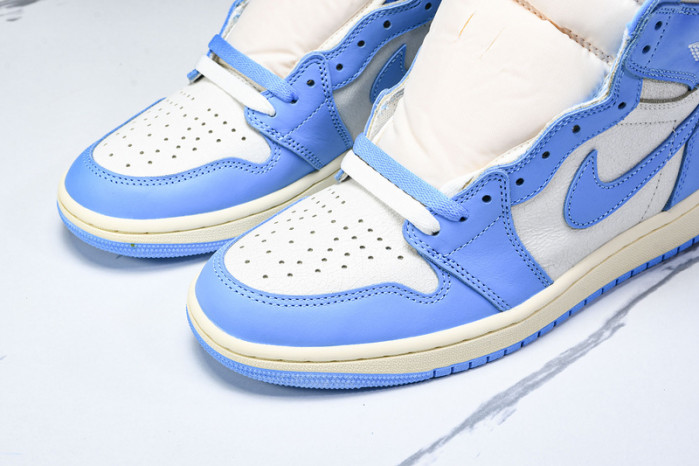 Air Jordan 1 High OG“UNC Reimagined” DZ5485-402