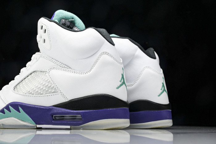 (2013) Jordan 5 Retro Grape 136027-108