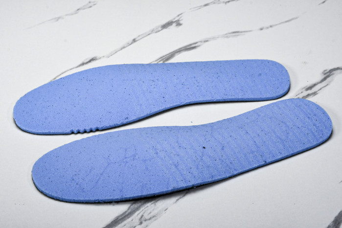 (2025) AIR JORDAN 12 Flu Game CT8013-002