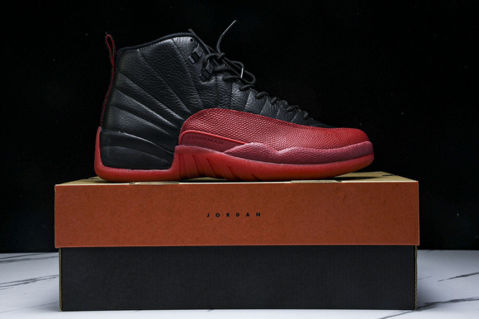 (2025) AIR JORDAN 12 Flu Game CT8013-002