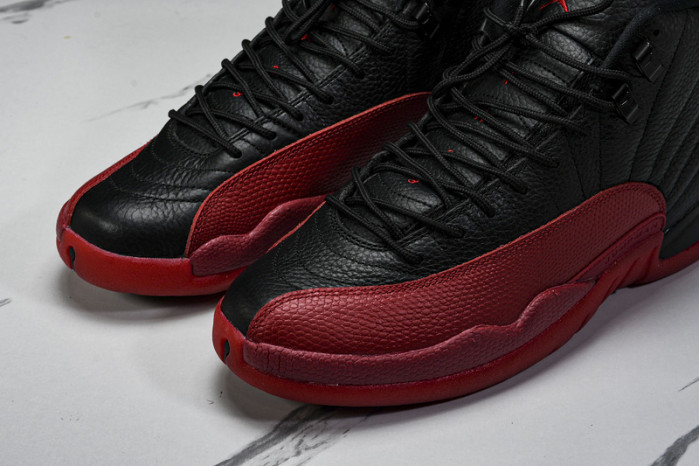 (2025) AIR JORDAN 12 Flu Game CT8013-002