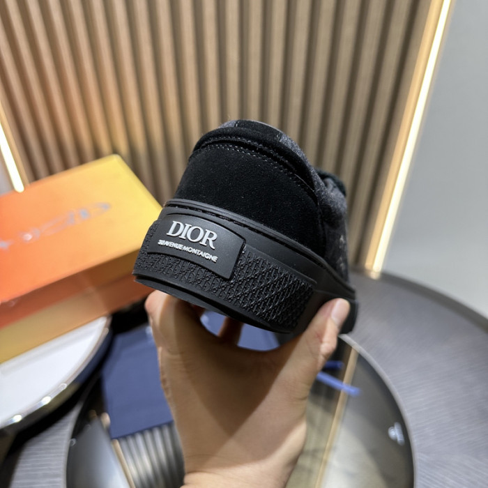 DR B33 LOW-TOP SNEAKERS DR-97