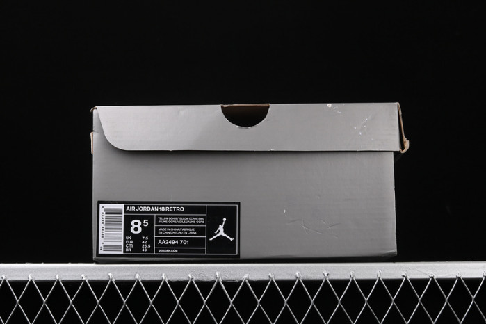 air jordan 18 retro "yellow suede" - air jordan - aa2494-701
