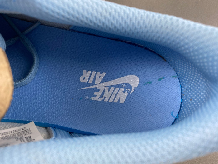 Travis Scott x Air Jordan 1 Low DM7866-107