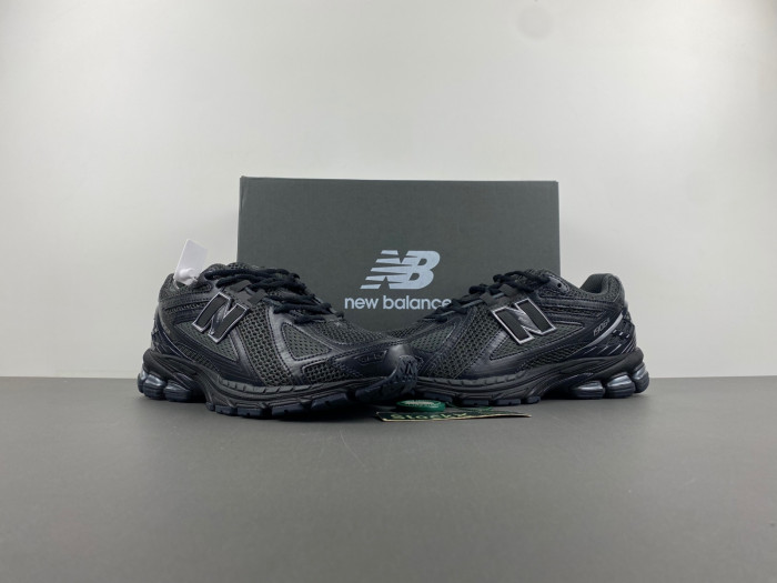 New Balance 1906R Black Metallic Silver M1906RJB