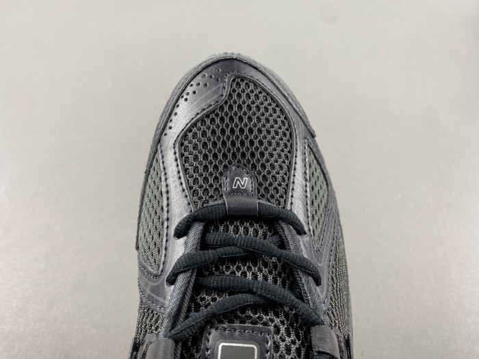 New Balance 1906R Black Metallic Silver M1906RJB