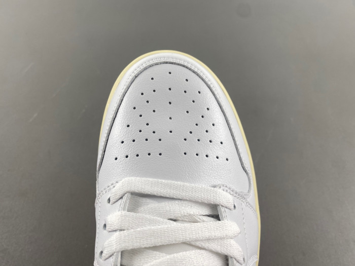 AIR JORDAN 1 Low DC0774-109