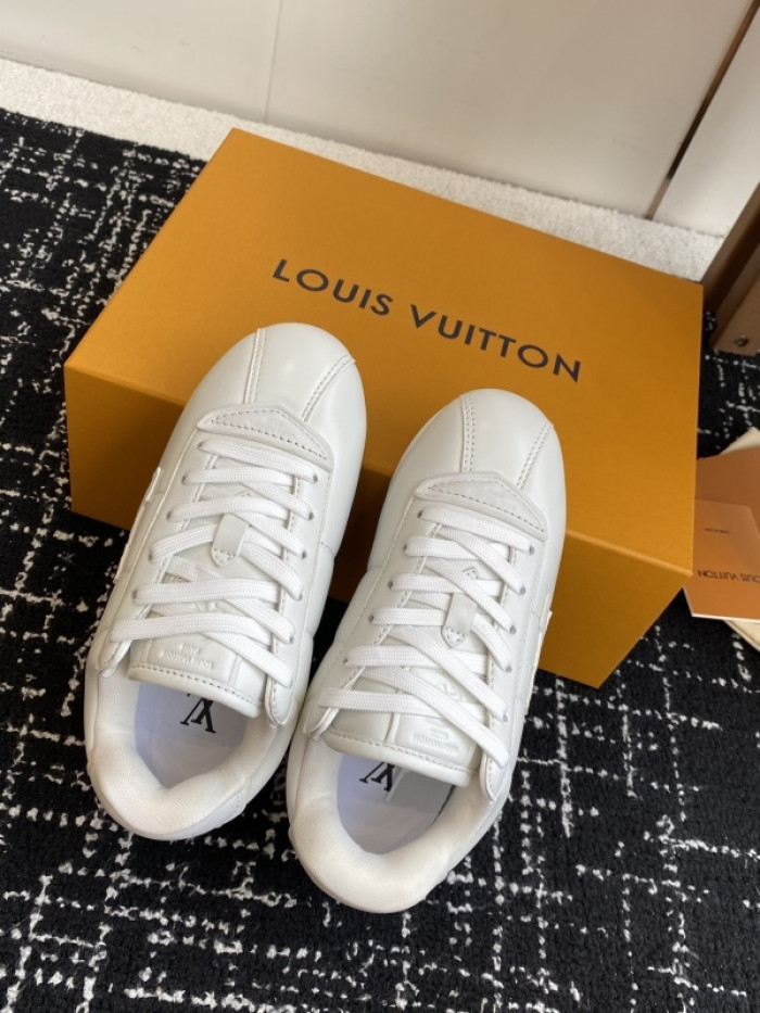 LOVT SNEAKER lv-371
