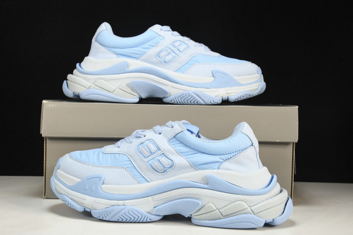 bl triple s trainers sneakers bts-17