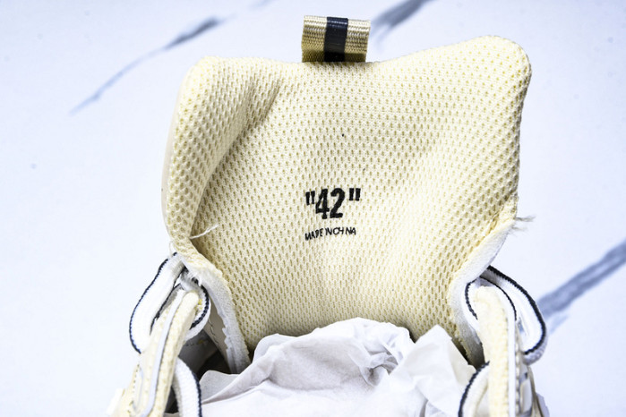 OF BE RIGHT BACK SNEAKERS OB21