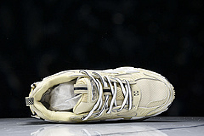 OF BE RIGHT BACK SNEAKERS OB21