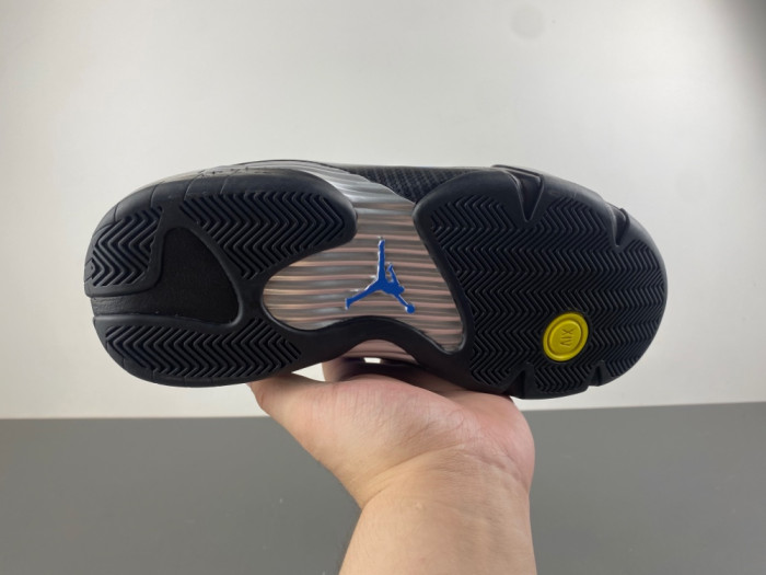 ( 2025 )Air Jordan 14 “Ferrari " IF5015-407
