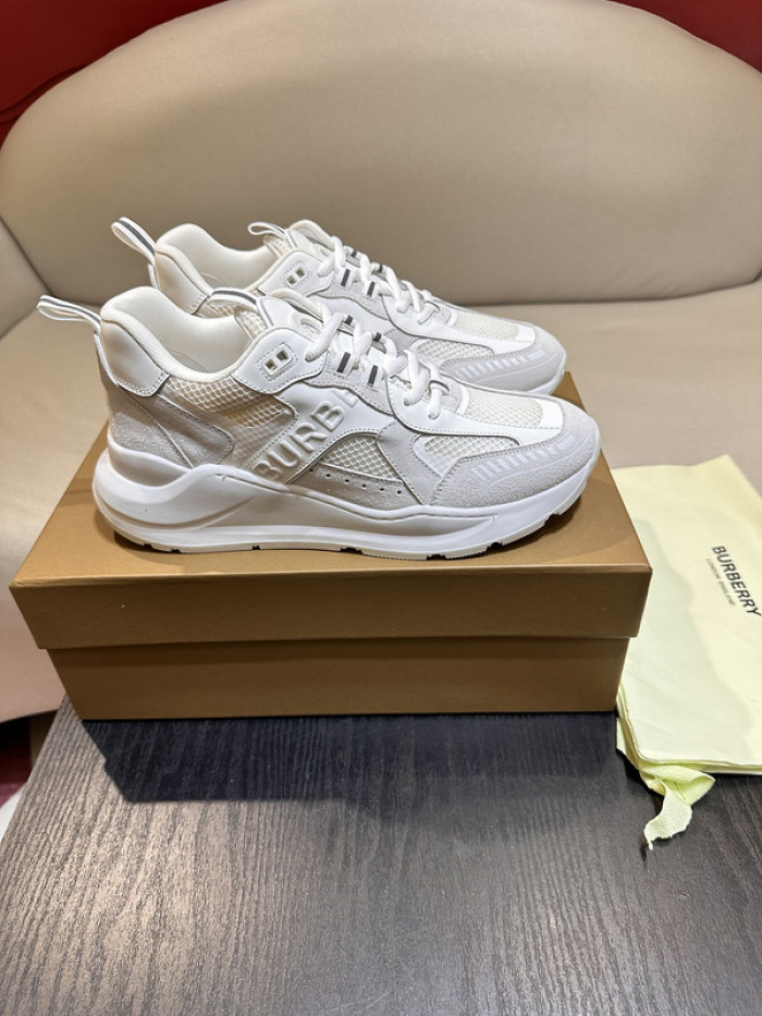 BUBERY SNEAKER 23156