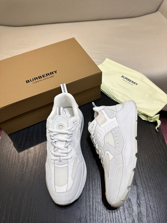 BUBERY SNEAKER 23156