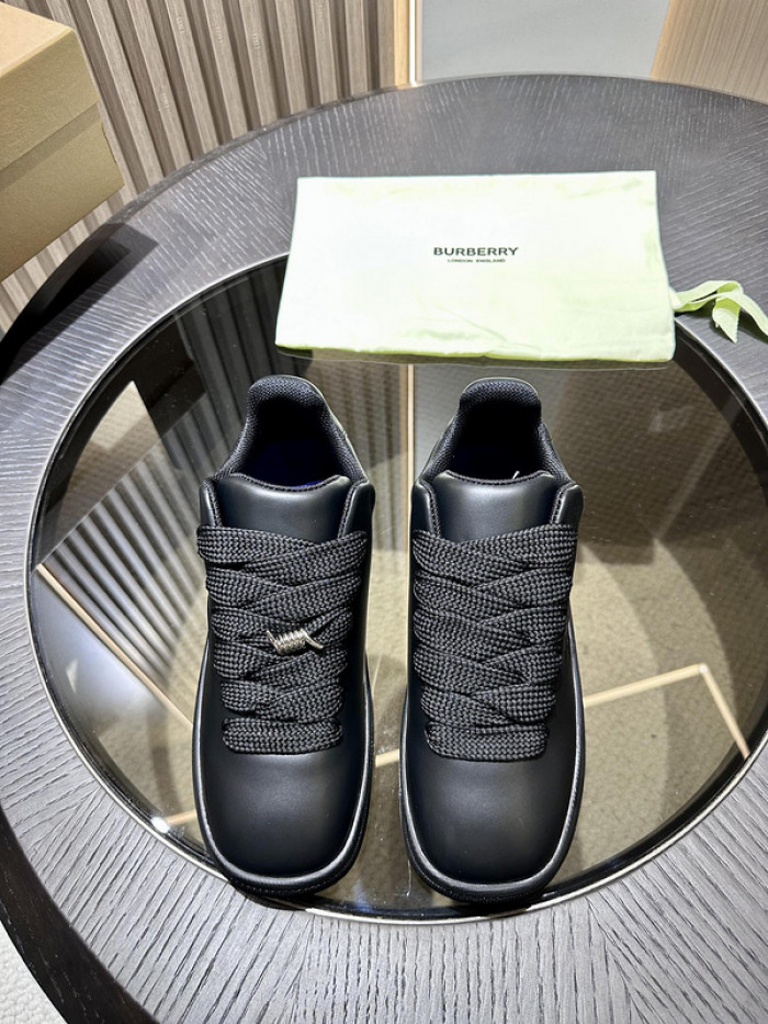 BUBERY SNEAKER 23167