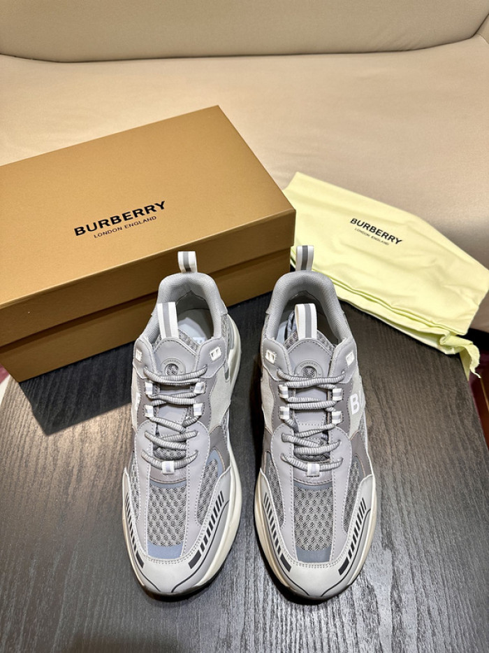 BUBERY SNEAKER 23157