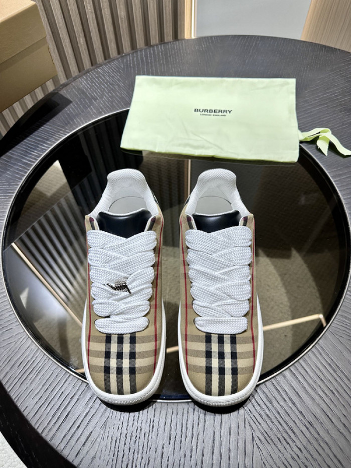 BUBERY SNEAKER 23166