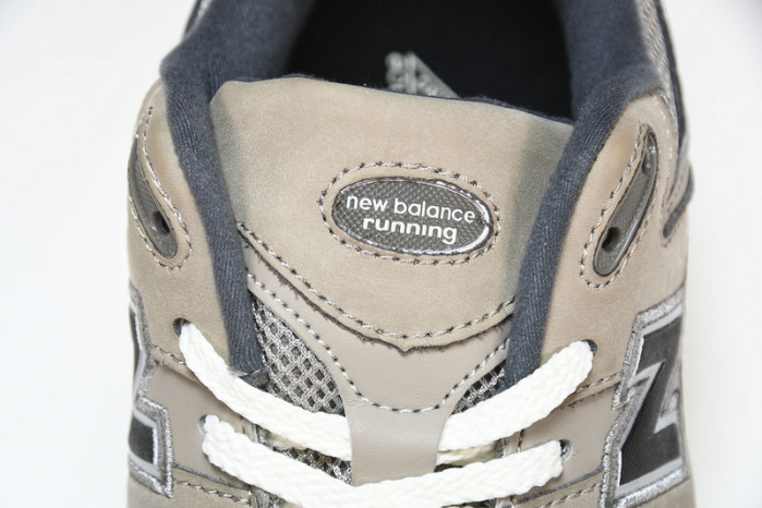 new balance 2002r warm alpaca m2002raw