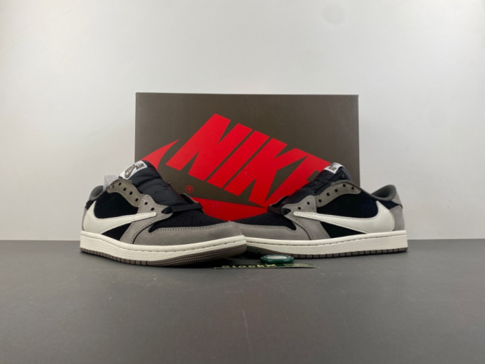 Travis Scott x Air Jordan 1 Low OG DM7866-0011