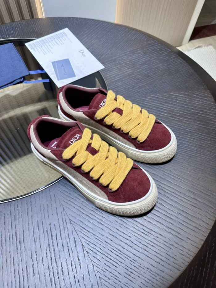 DR B33 LOW-TOP SNEAKERS DR-131